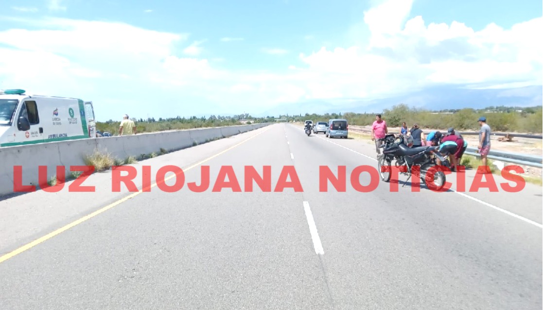 NONOGASTA: Joven motociclista sufre una caída sobre Ruta Nacional N° 40