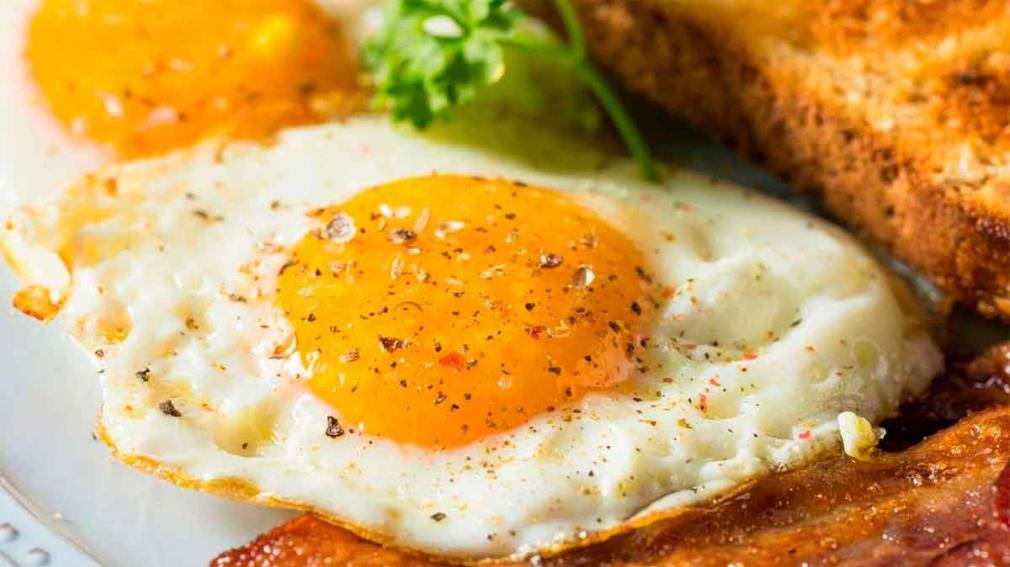 Cuántos huevos se recomienda comer a la semana, según la OMS