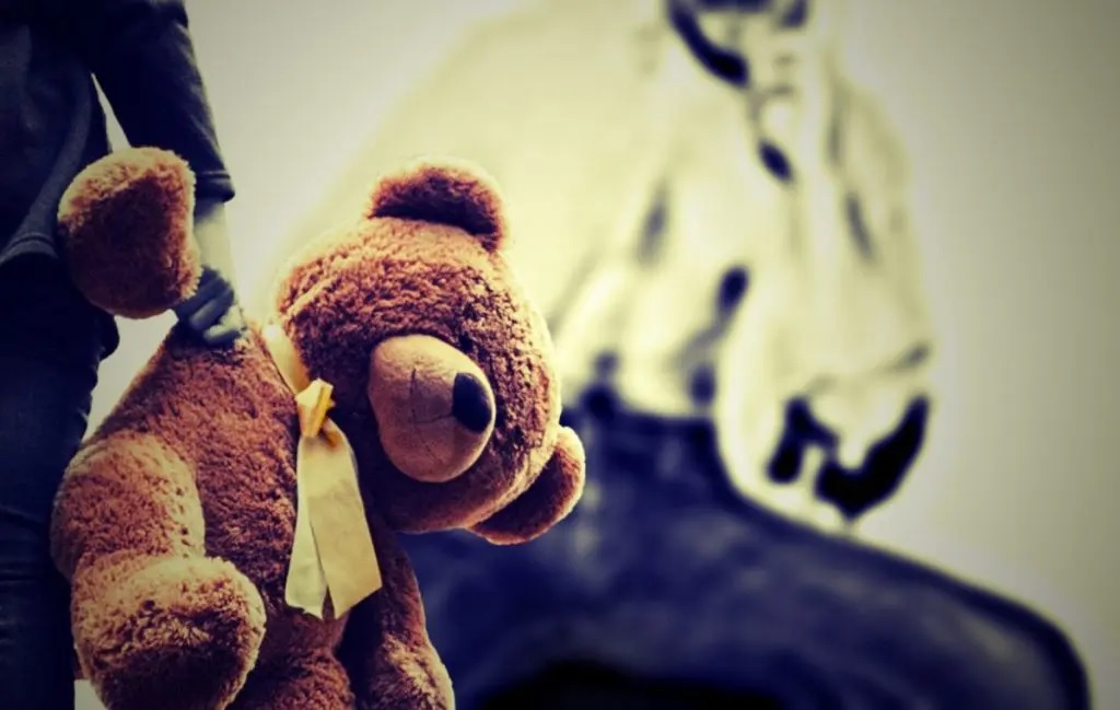 ABUSO SEXUAL INFANTIL DATOS ESCALOFRIANTES: El 70% de los agresores son familiares de la víctima