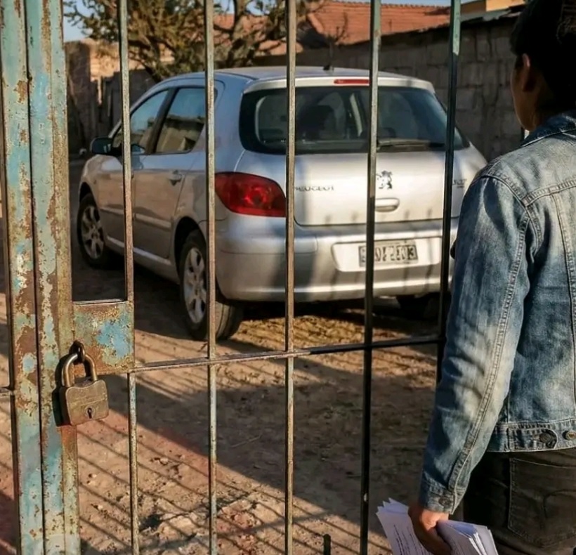 NONOGASTA: UNA VECINA DENUNCIÓ QUE ENTREGÓ SU AUTO POR UN TERRENO Y QUE AHORA NO LA DEJAN ENTRAR NI LE DEVUELVEN EL AUTO 