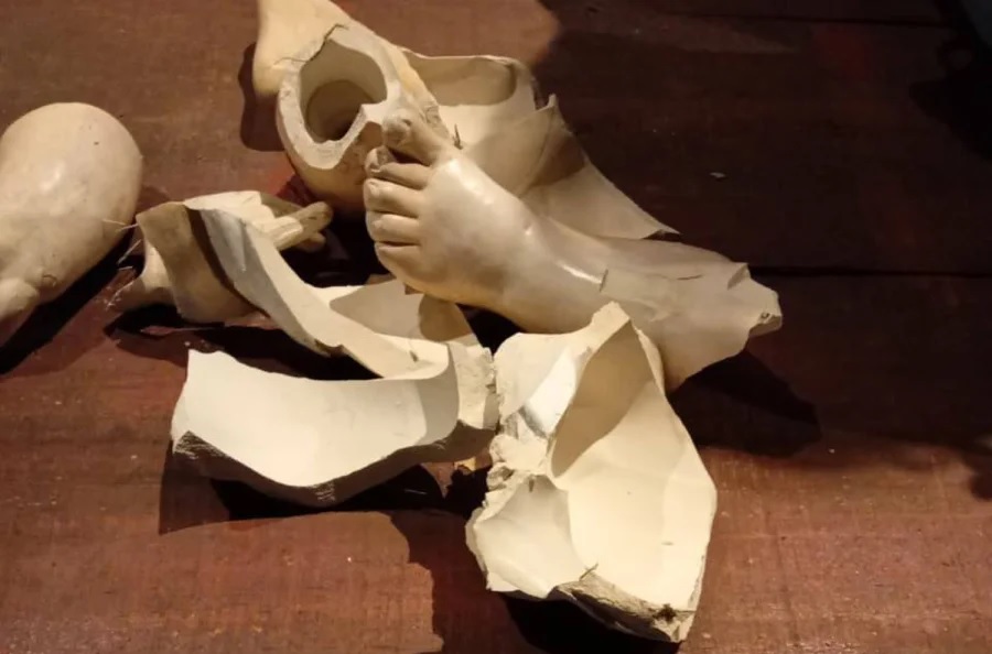 CHAMICAL: DESTROZARON IMAGENES DE LA PLAZA DEL PESEBRE 