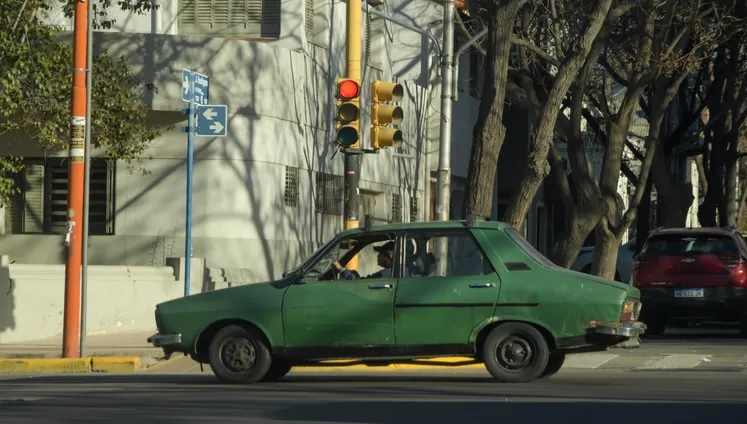 La medida que tomó el Gobierno con los vehículos más antiguos