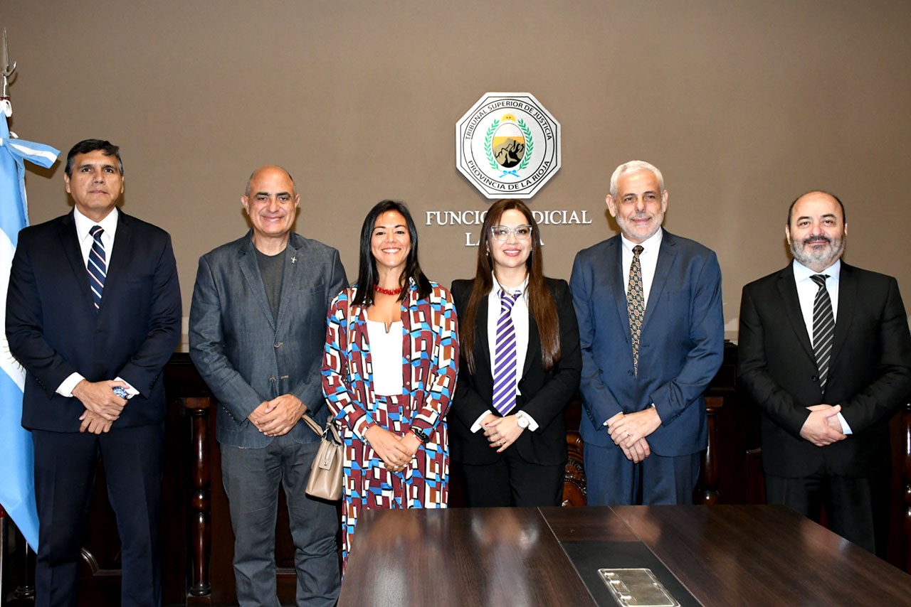EL TSJ PROMOVIÓ UN CAMBIO DE MIRADA EN UN ESPACIO INTERPROVINCIAL PARA REPENSAR EL SERVICIO JUDICIAL