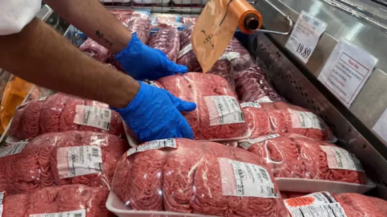 La carne subi&oacute; m&aacute;s del doble que la inflaci&oacute;n y cay&oacute; el consumo en Argentina