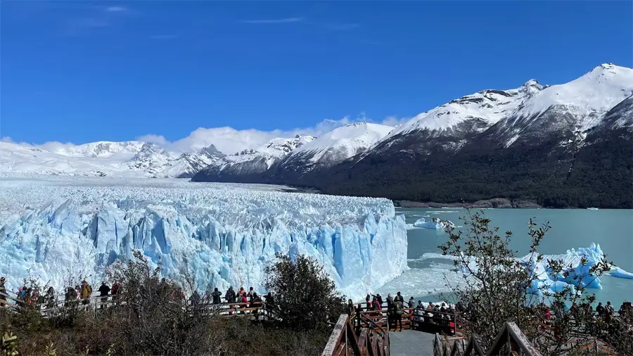 El Gobierno modificará por decreto la Ley de Glaciares para ampliar las áreas de explotación