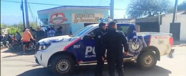 UNA MUJER SUFRI&Oacute; UN PARO CARDIACO EN  EL BARRIO 4 DE JUNIO Y TERMIN&Oacute; FALLECIENDO