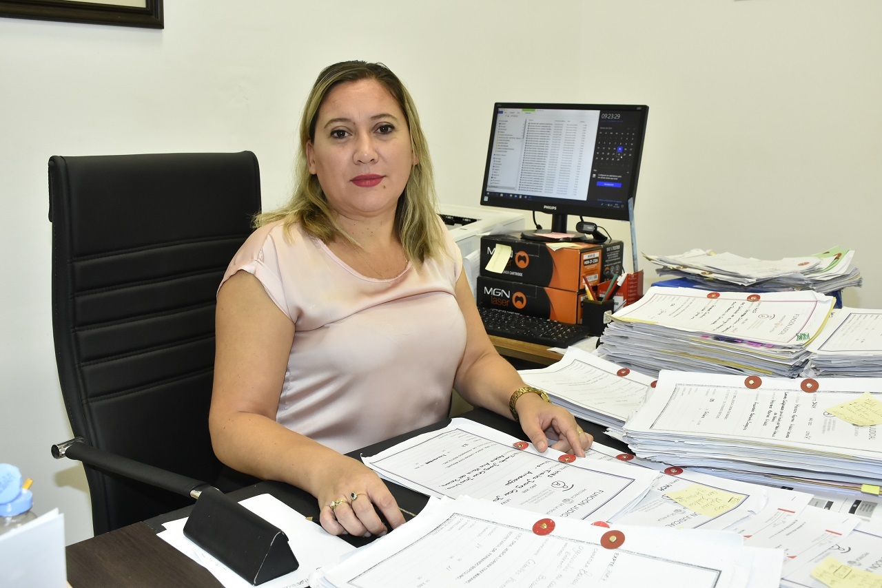 LA JUSTICIA PROCESA A UNA MUJER POR IMPEDIMENTO DE CONTACTO AGRAVADO Y ORDENA CUMPLIR EL RÉGIMEN DE COMUNICACIÓN