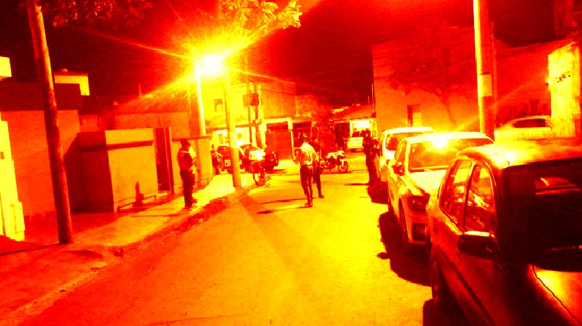 PELEA ENTRE AMIGOS POR UNA DEUDA, TERMINÓ CON BALINES Y UNL DE ELLOS CON HERIDAS GRAVES