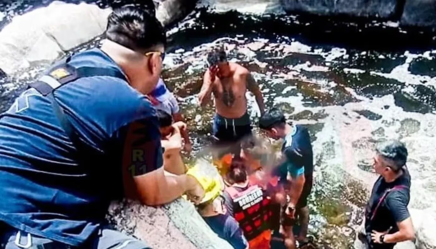 CORDOBA: Un hombre se metió al río para sacar una ojota de su hija y murió ahogado
