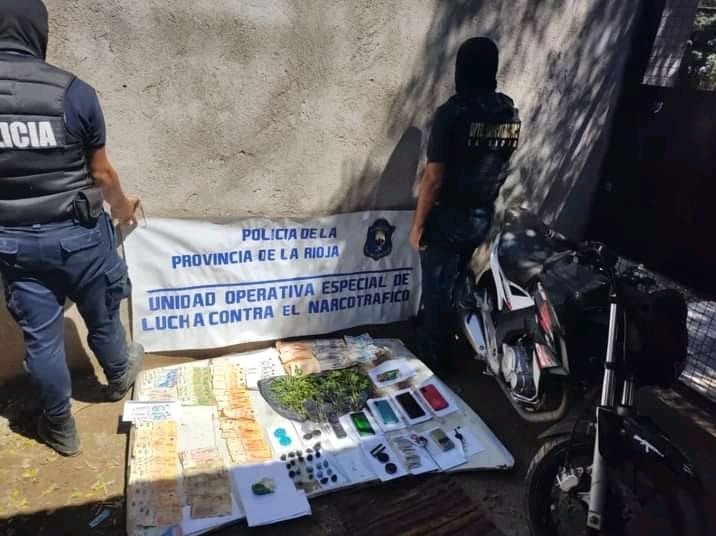 CHAMICAL: LA POLICÍA REALIZÓ DOS ALLANAMIENTOS