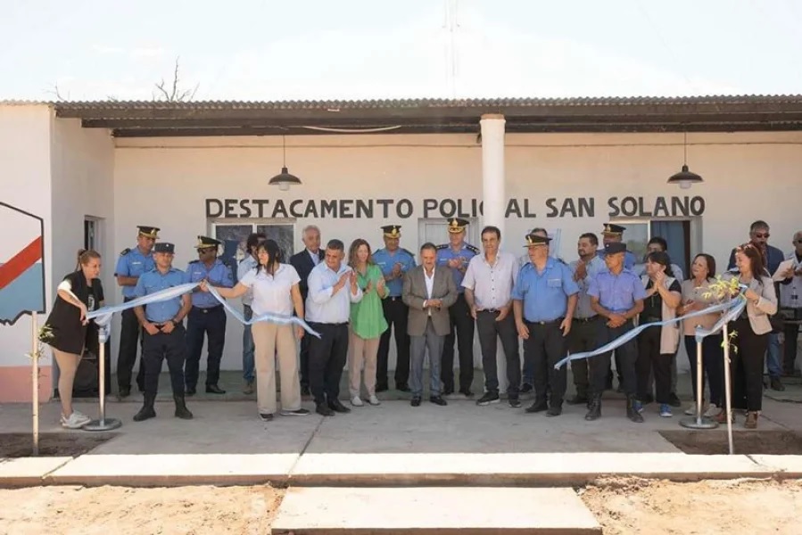 El Gobernador Ricardo Quintela dejó inaugurada nueva posta policial en el distrito de San Solano